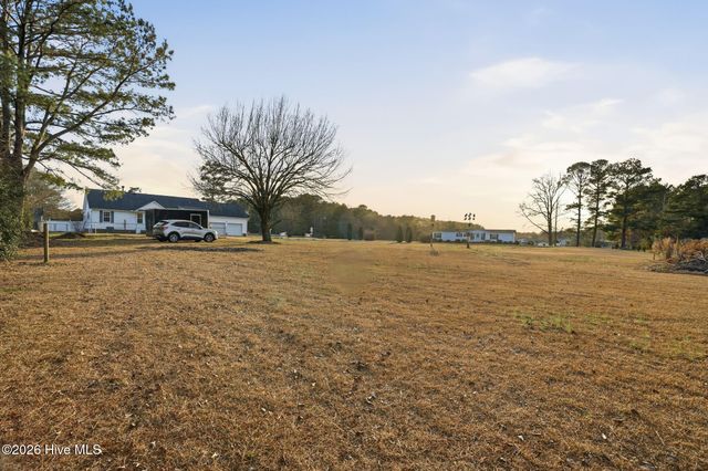 22 Old Mill Road, Willard, NC 28478