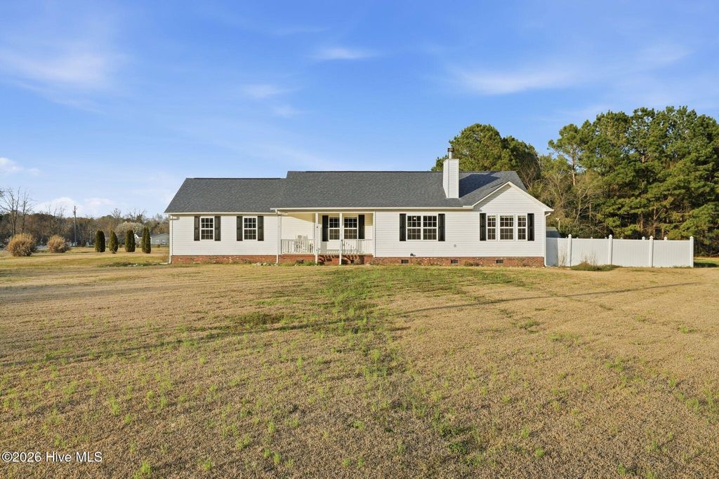 22 Old Mill Road, Willard, NC 28478