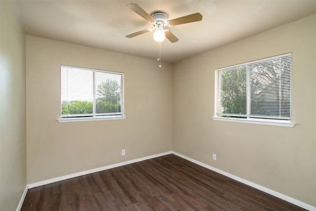 3230 Ridgeview Circle, Irving, TX 75062