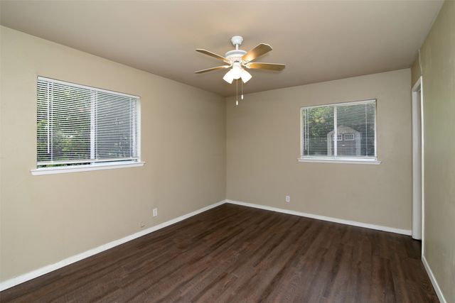 3230 Ridgeview Circle, Irving, TX 75062