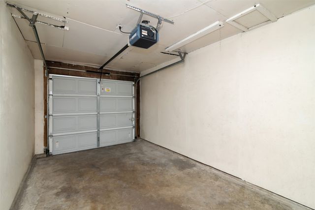 3230 Ridgeview Circle, Irving, TX 75062