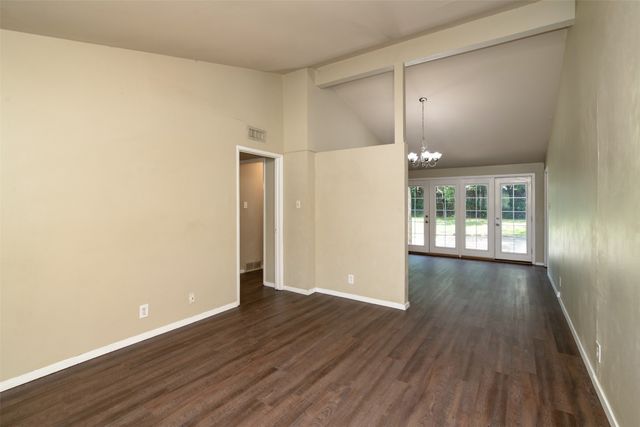 3230 Ridgeview Circle, Irving, TX 75062