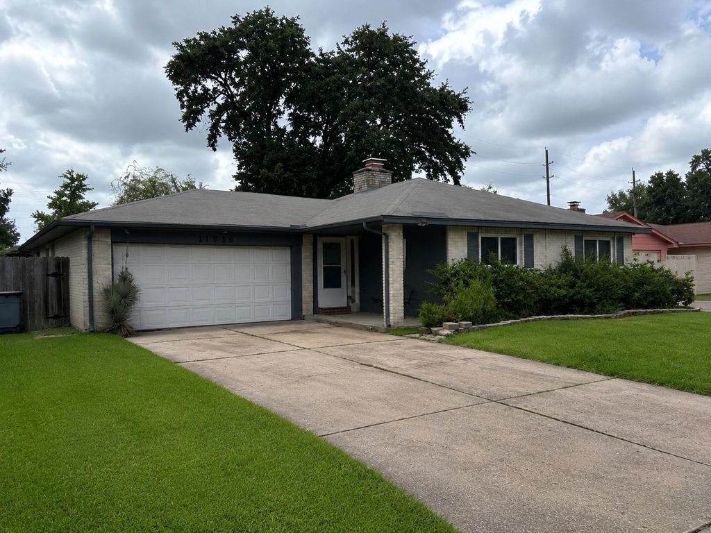 11939 Paramount Lane, Houston, TX 77067