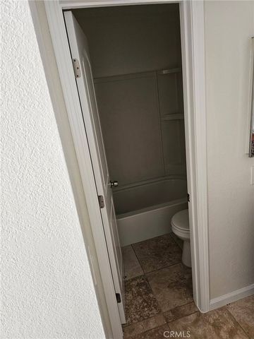 2871 S Fairview Street D, Santa Ana, CA 92704