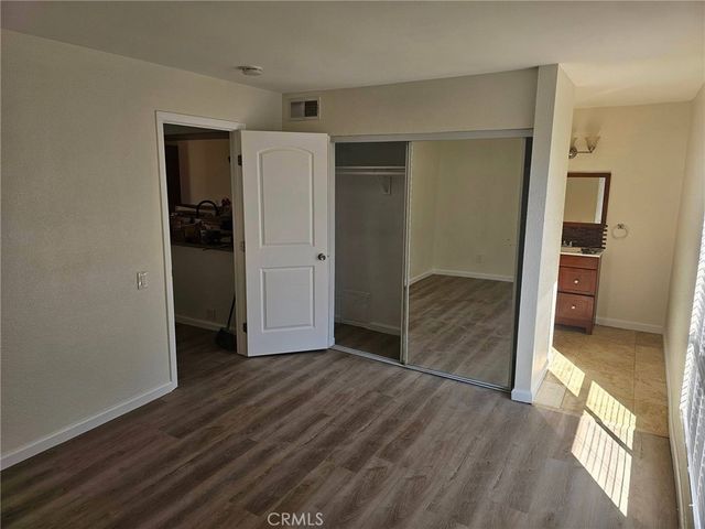 2871 S Fairview Street D, Santa Ana, CA 92704