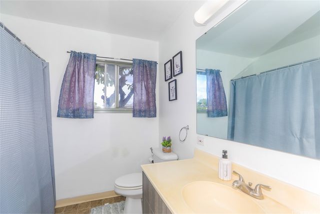 94-536 Kupuohi Street 22-101, Waipahu, HI 96797