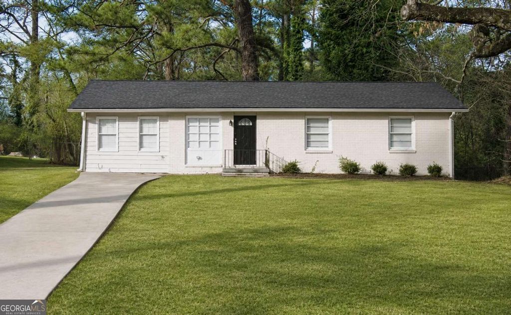 4390 Mercer Road, Decatur, GA 30035