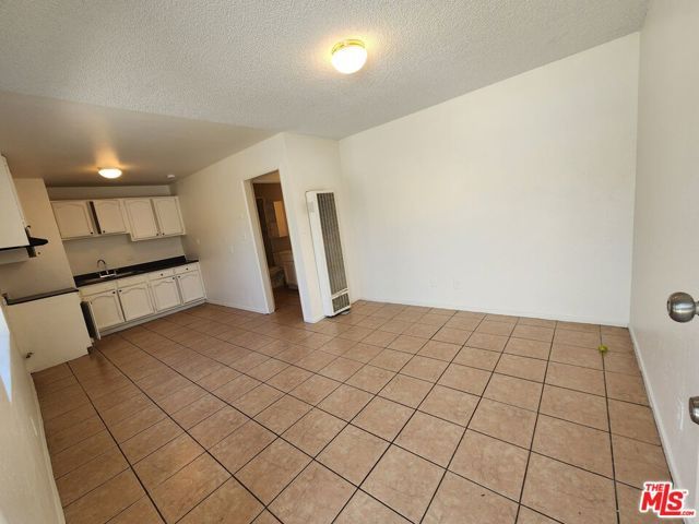 807 E Vernon Avenue 2, Los Angeles, CA 90011