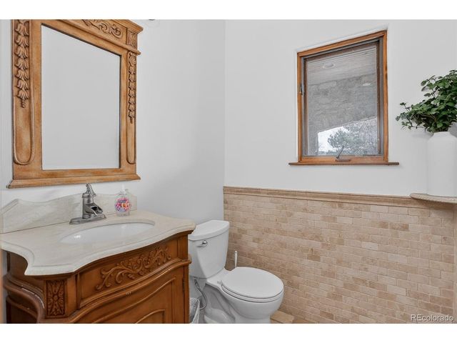 1240 S Xenia St, Denver, CO 80247