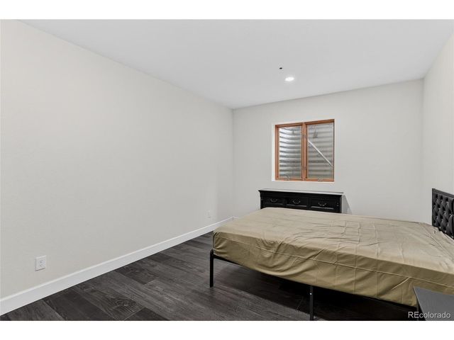 1240 S Xenia St, Denver, CO 80247