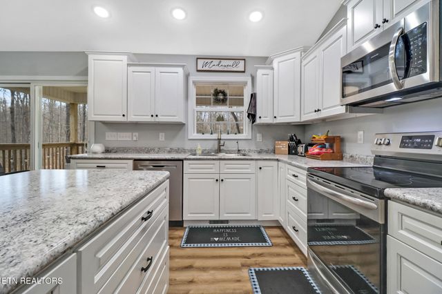 116 Firefly Court, Jamestown, TN 38556