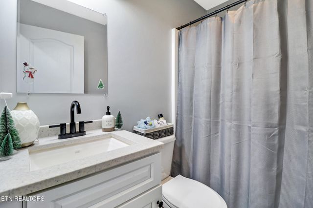 116 Firefly Court, Jamestown, TN 38556