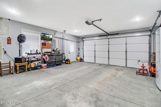 116 Firefly Court, Jamestown, TN 38556