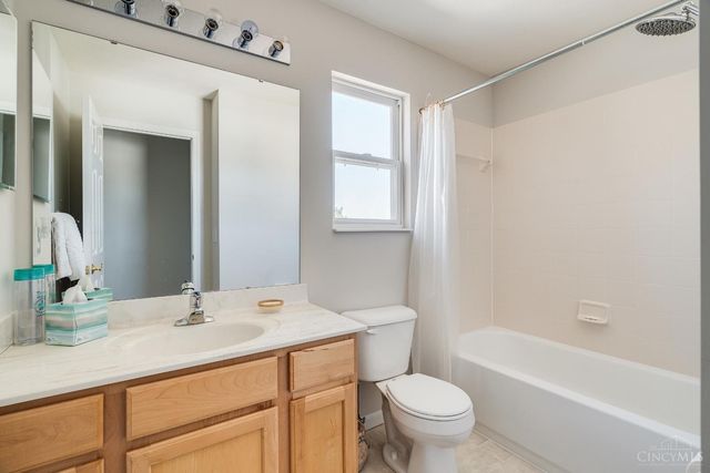 4237 N Yorkshire Square, Union Twp, OH 45245