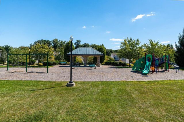 4237 N Yorkshire Square, Union Twp, OH 45245