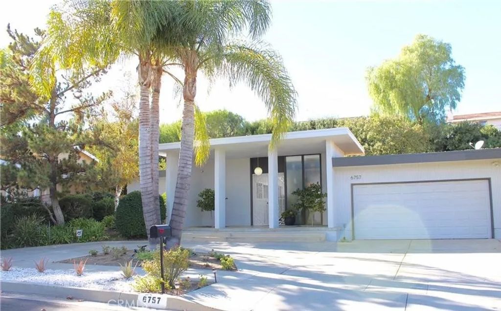 6757 Daryn, West Hills, CA 91307
