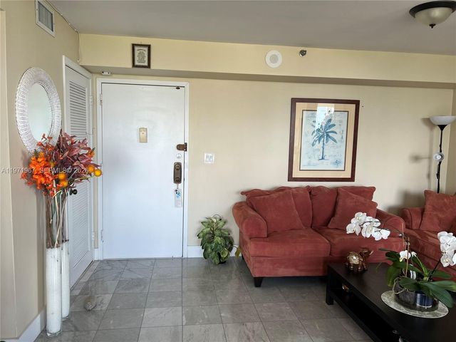 17600 N Bay Rd N902, Sunny Isles Beach, FL 33160