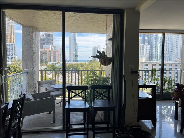 17600 N Bay Rd N902, Sunny Isles Beach, FL 33160