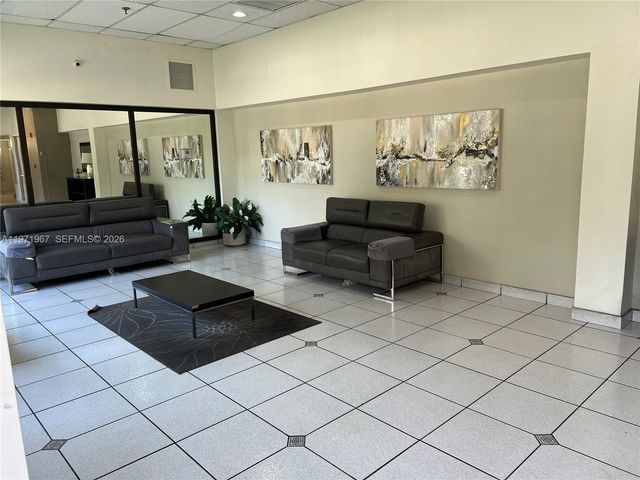 17600 N Bay Rd N902, Sunny Isles Beach, FL 33160