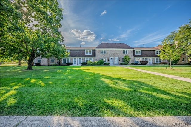 105 Carriage Drive 3, Orchard Park, NY 14127