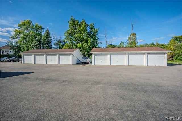 105 Carriage Drive 3, Orchard Park, NY 14127