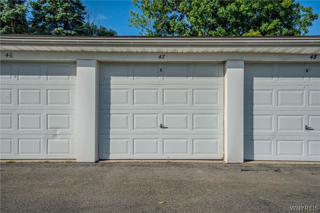 105 Carriage Drive 3, Orchard Park, NY 14127