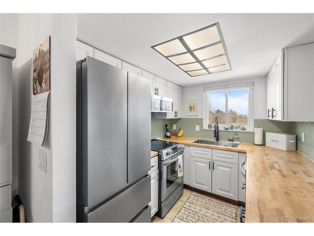 9901 E Evans Ave 20D, Denver, CO 80247