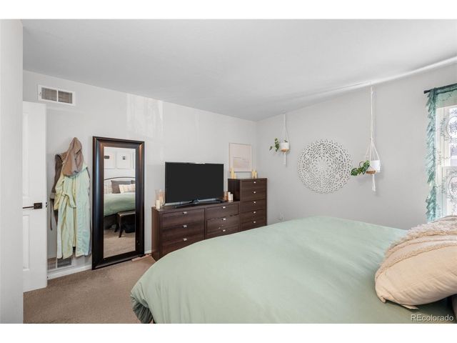 9901 E Evans Ave 20D, Denver, CO 80247