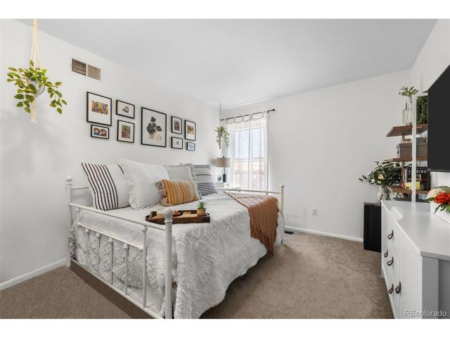 9901 E Evans Ave 20D, Denver, CO 80247