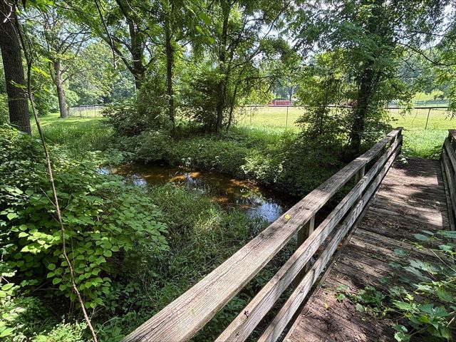 135 S Steer Street, Addison, MI 49220