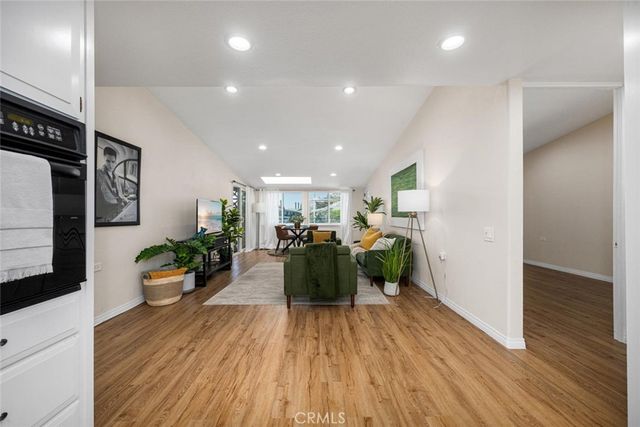 1312 Golden Rain Road 67i, Seal Beach, CA 90740