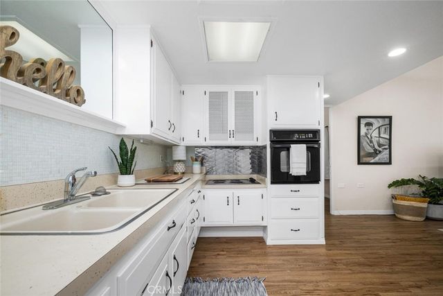 1312 Golden Rain Road 67i, Seal Beach, CA 90740