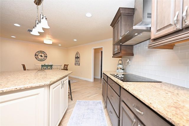 2240 LAKE ARIANA BOULEVARD, Auburndale, FL 33823