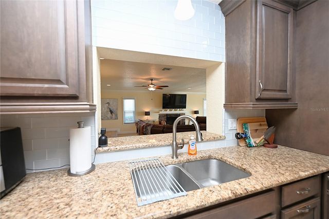 2240 LAKE ARIANA BOULEVARD, Auburndale, FL 33823
