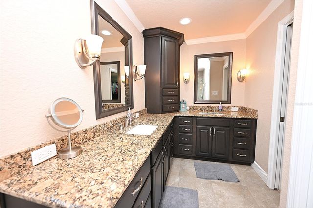 2240 LAKE ARIANA BOULEVARD, Auburndale, FL 33823