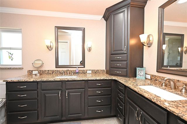 2240 LAKE ARIANA BOULEVARD, Auburndale, FL 33823