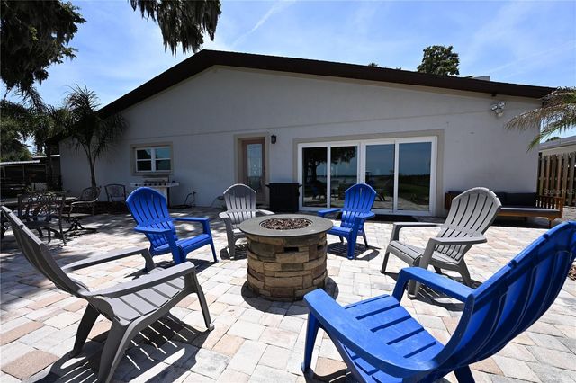 2240 LAKE ARIANA BOULEVARD, Auburndale, FL 33823