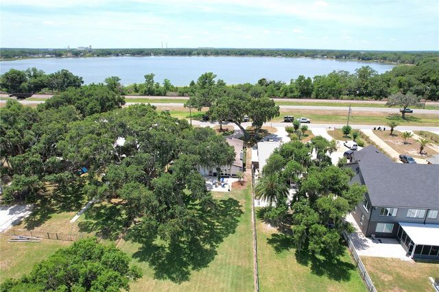 2240 LAKE ARIANA BOULEVARD, Auburndale, FL 33823