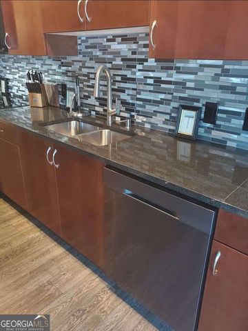 400 W Peachtree Street NW 1610, Atlanta, GA 30308