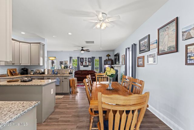 231 Admiral Court, Sneads Ferry, NC 28460