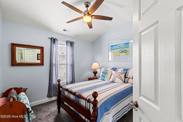 231 Admiral Court, Sneads Ferry, NC 28460