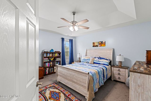 231 Admiral Court, Sneads Ferry, NC 28460