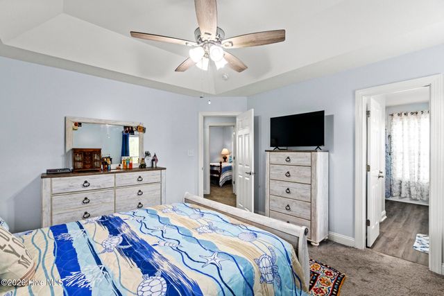 231 Admiral Court, Sneads Ferry, NC 28460