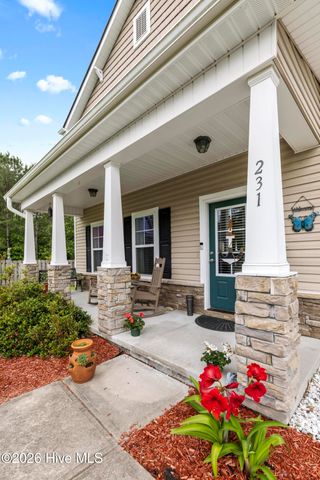 231 Admiral Court, Sneads Ferry, NC 28460