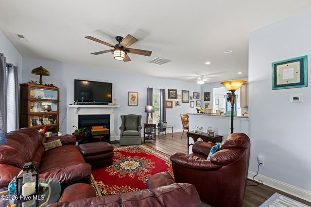 231 Admiral Court, Sneads Ferry, NC 28460
