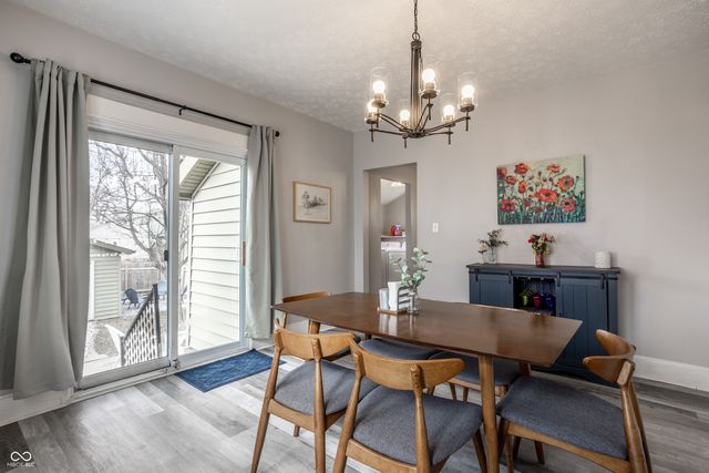 122 S 5th Avenue, Beech Grove, IN 46107