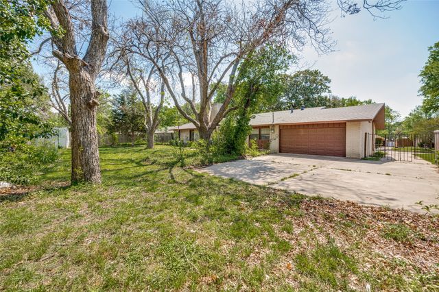 3949 Royal Palms Court, Dallas, TX 75244