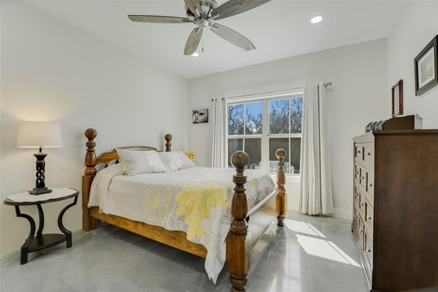 139 W Maple DR, Marble Falls, TX 78654