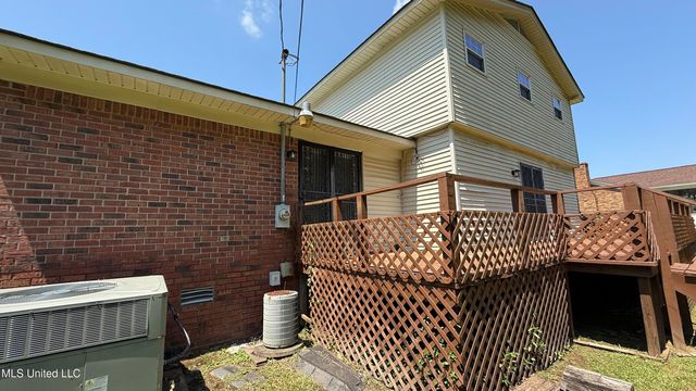 595 Swaney Drive, Holly Springs, MS 38635