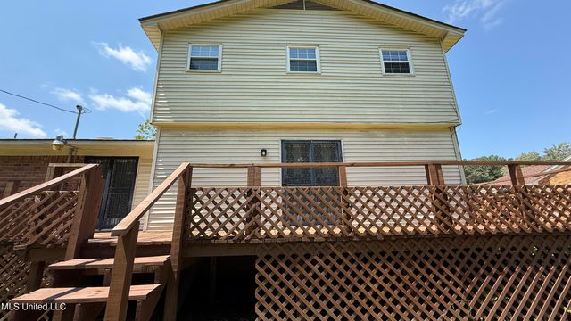 595 Swaney Drive, Holly Springs, MS 38635